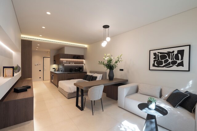 コロナキ ラグジュアリー スタジオ