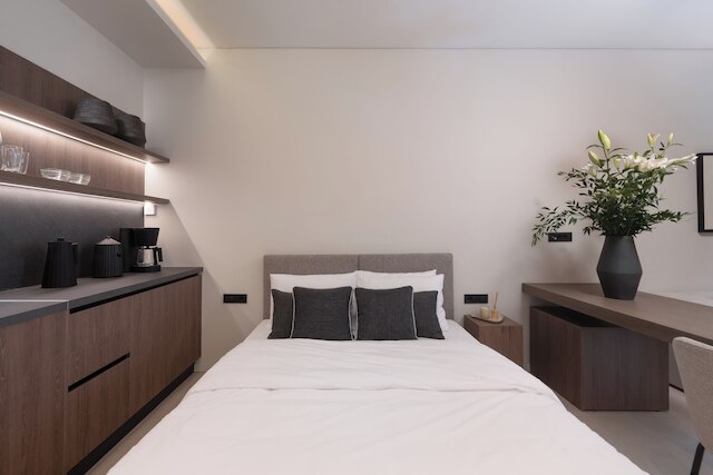 コロナキ ラグジュアリー スタジオ