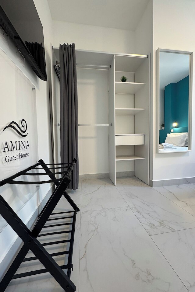 アミナ ゲスト ハウス