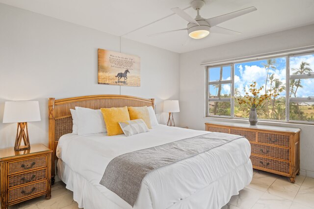 メネフネ ショアーズ 421 2 ベッドルーム コンド