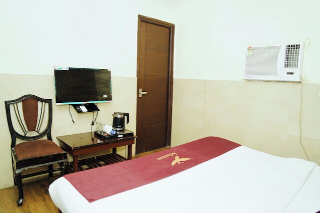 ホテル アースコンチネンタル By Admire Stays