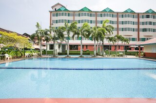 キャピタル O 91154 OYO スーパー カウボーイ ホテル マラッカ