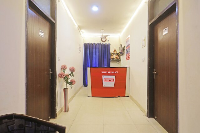 ホテル ラージ パレス