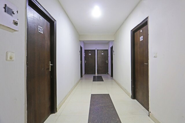 ホテル ラージ パレス