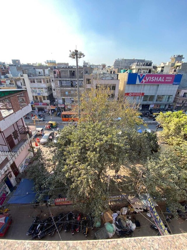 ホテル ラージ パレス