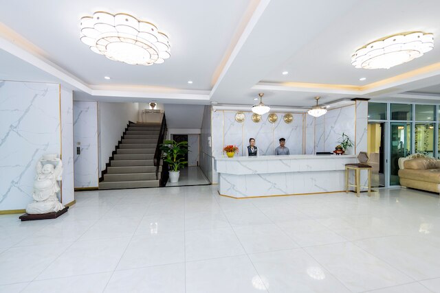 チャレウンサイ ホテル