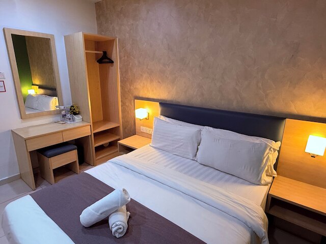 エコ ルーミー ホテル