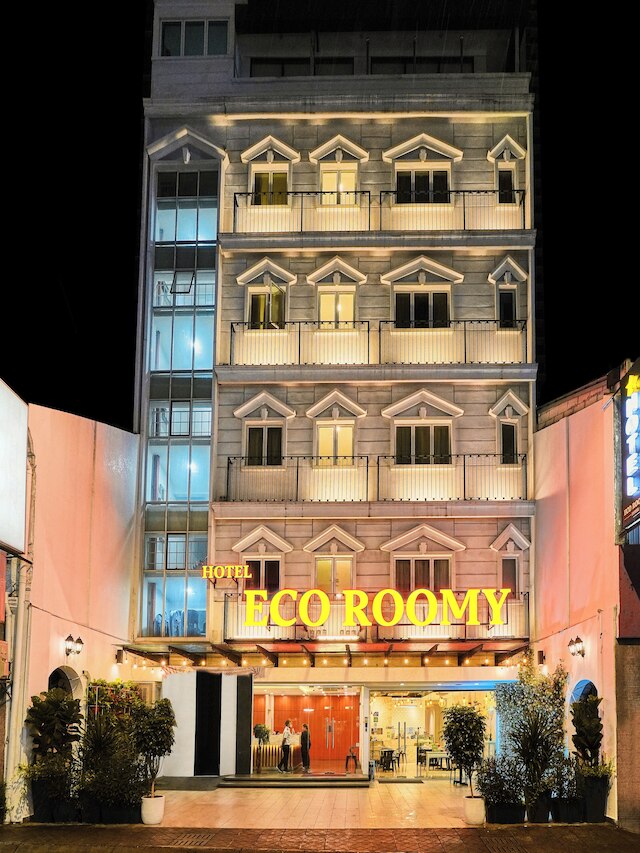 エコ ルーミー ホテル