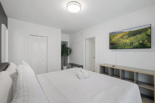 Harding Avenue Apartments by Andes STR