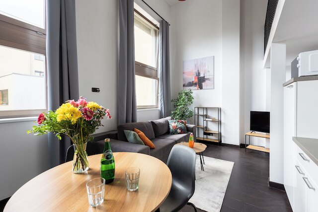 コージー アパートメンツ オン クルジーコヴァ