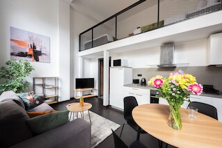 コージー アパートメンツ オン クルジーコヴァ