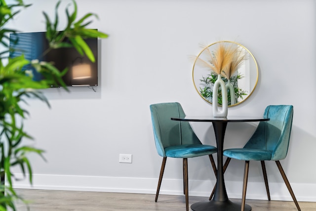 スタイリッシュ 1 ベッドルーム イン レイクビュー - ブロンプトン 1 リプレゼンタティブ