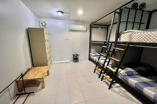 オーキッド ホステル ニア バムルンラード ホスピタル アンド ナナ マーケット