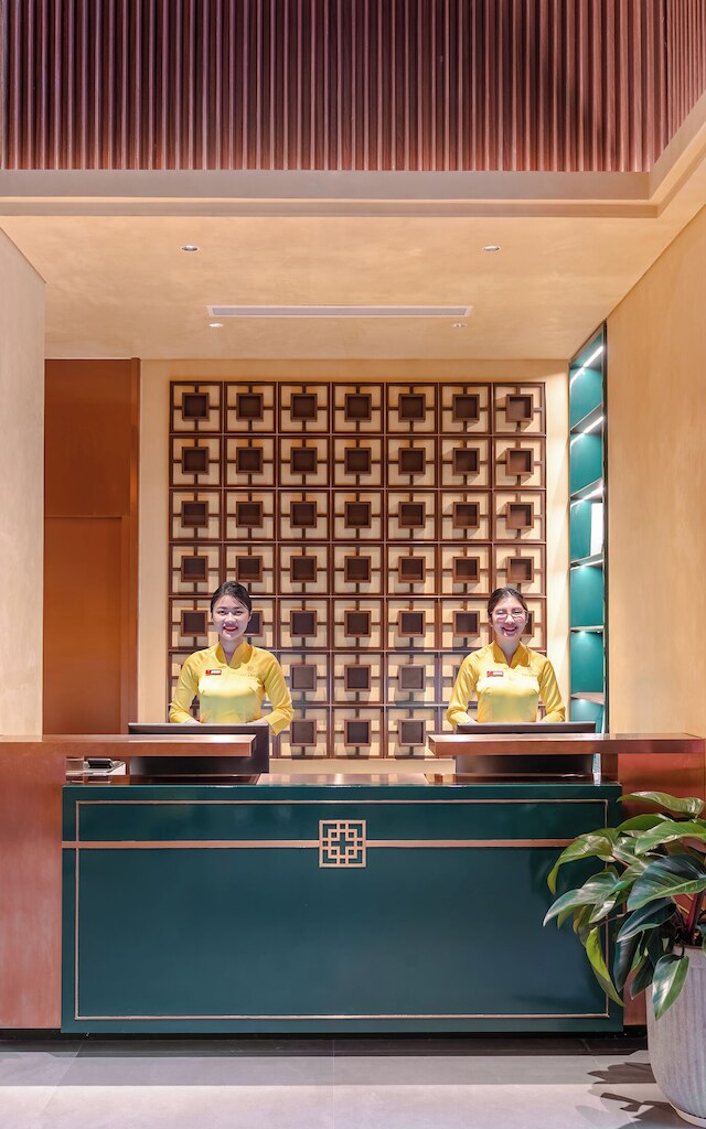 ル カレ ヒュー