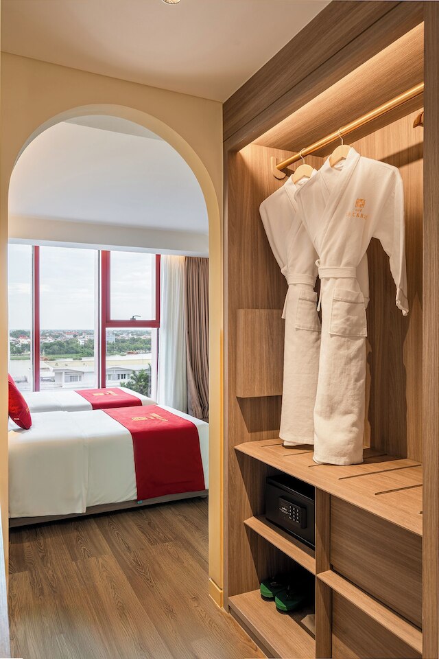 ル カレ ヒュー