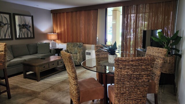 カマオレ ビーチ クラブ