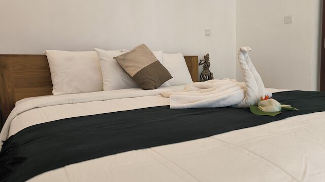 ダルマ スウェタ