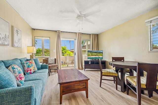 カウアイ プランテーション ハレ スイーツ J12 1 ベッドルーム コンド