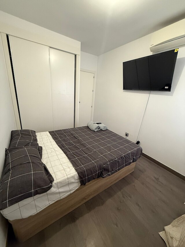 ルーム トゥデイ マドリード ガブリエル ウセラ