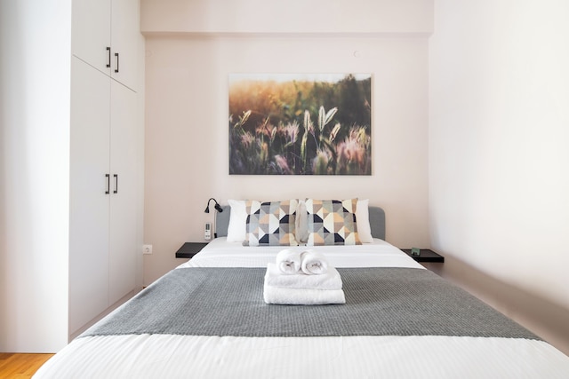 セラニーズ シック アパート イン ザ ハート オブ アテネ