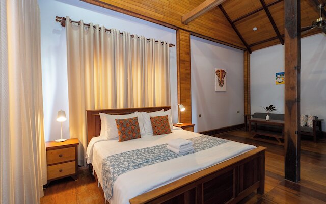 レジデンス イサン