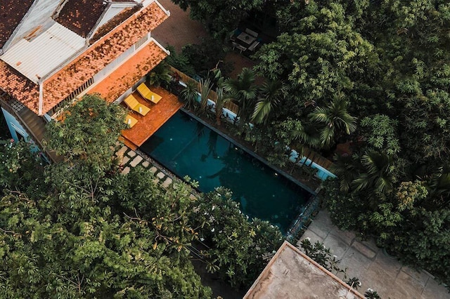 レジデンス イサン