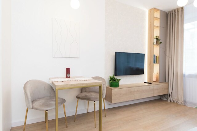 コージー フラット ウィズ ア ガーデン