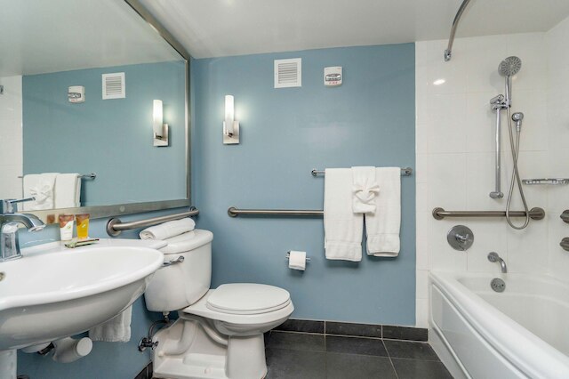 アラ モアナ ホテル ルーム ニア ビーチ