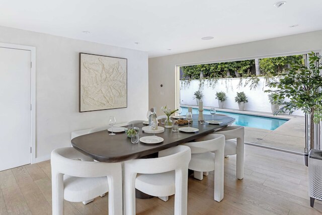 ラグジュアリー ハリウッド ヒルズ ホーム ウィズ プール、アウトドア ダイニング & アイコニック ビューズ スカイライン シャレー