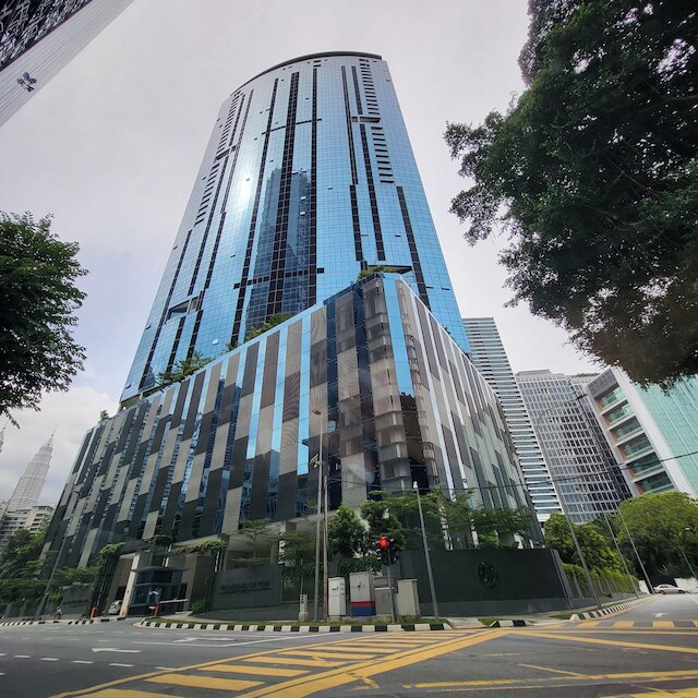 イートン レジデンス KLCC スカイプール サンセット