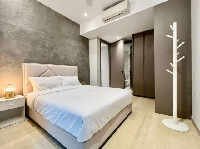 イートン レジデンス KLCC スカイプール サンセット