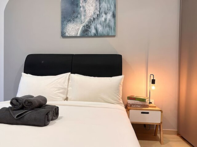 イートン レジデンス KLCC スカイプール サンセット