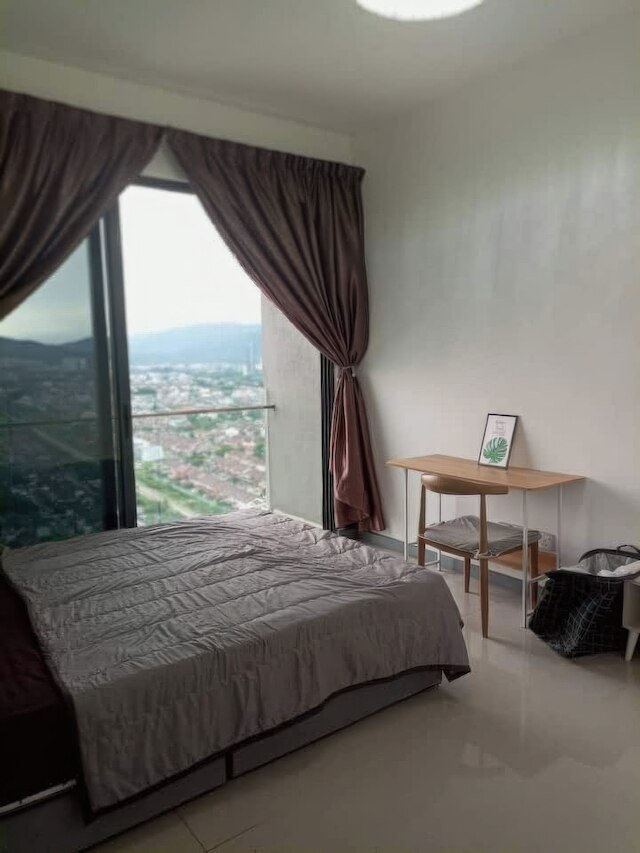 イートン レジデンス KLCC スカイプール サンセット