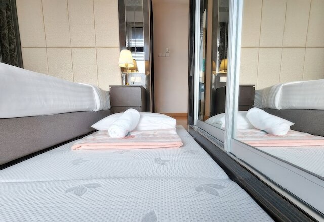 イートン レジデンス KLCC スカイプール サンセット