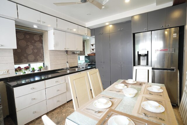 イースタン エレガンス by ジェイドキャップス