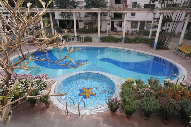 イースタン エレガンス by ジェイドキャップス