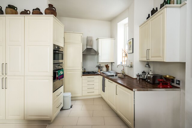 スリーク シンプル & ピースフル 1ベッドルーム フラット ケンジントン