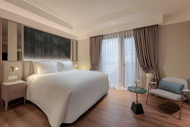 ラ シエスタ プレミアム レイクサイド