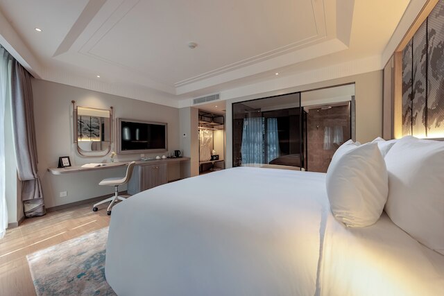 ラ シエスタ プレミアム レイクサイド