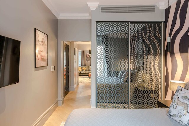 ザ シークレット チェンバー - コベント ガーデン by フランキー セイズ