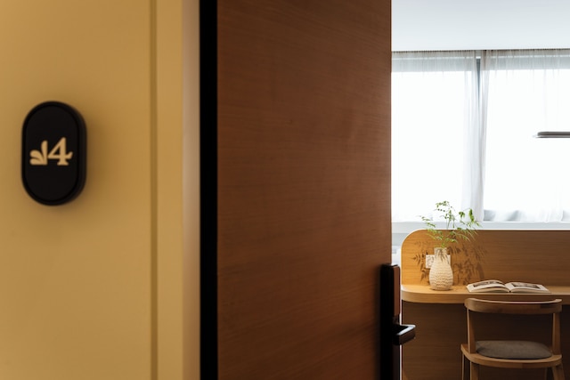 エレベート アテネ