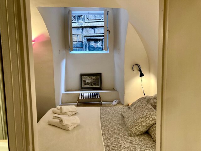 パラッツォ マッシモ エンチャウンティング アパートメント