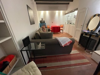 パラッツォ マッシモ エンチャウンティング アパートメント