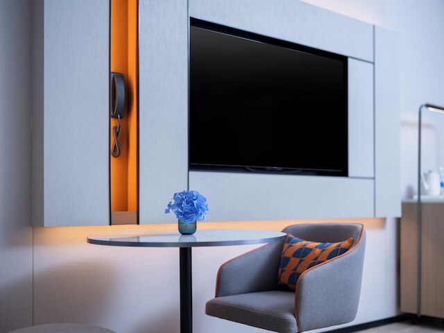 Holiday Inn Express Shanghai On The Bund by IHG