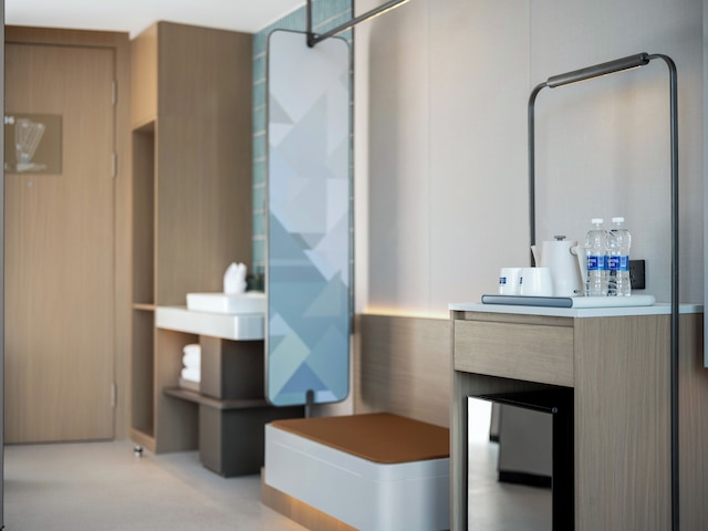 Holiday Inn Express Shanghai On The Bund by IHG