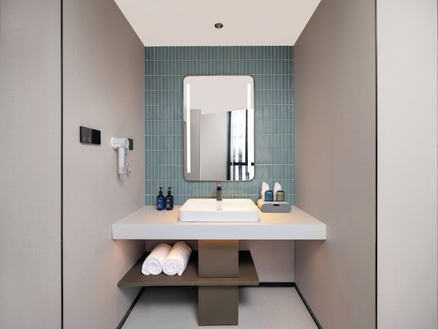 Holiday Inn Express Shanghai On The Bund by IHG