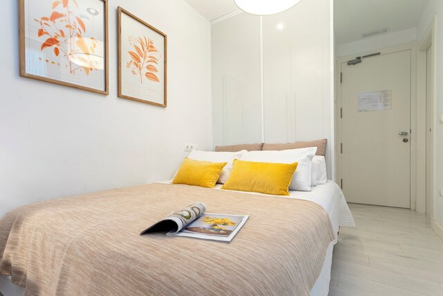 スタニング ワンベッドルーム アパートメント ニア ザ カテドラル。ザカティン 101