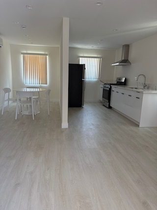 サン マリノ ゲスト ハウス