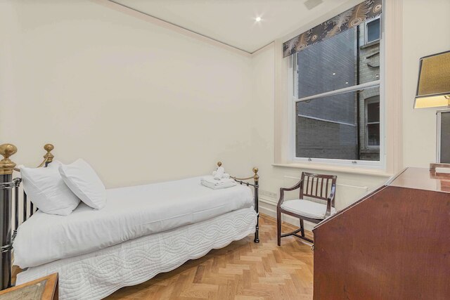 ザ ベッドフォード ベル ブルームズベリー バイ フランキー セイズ