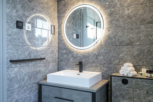 ザ ジョージアン ウィンク ブルームズベリー by フランキー セイズ